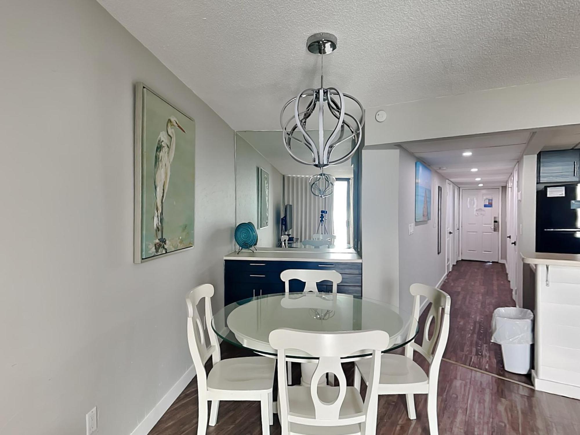 Edgewater Tower I Apartment *